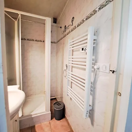 Apartment L'escale - Vue Mer, Plage, Centre Ville, Ideal Pour Couple Royan